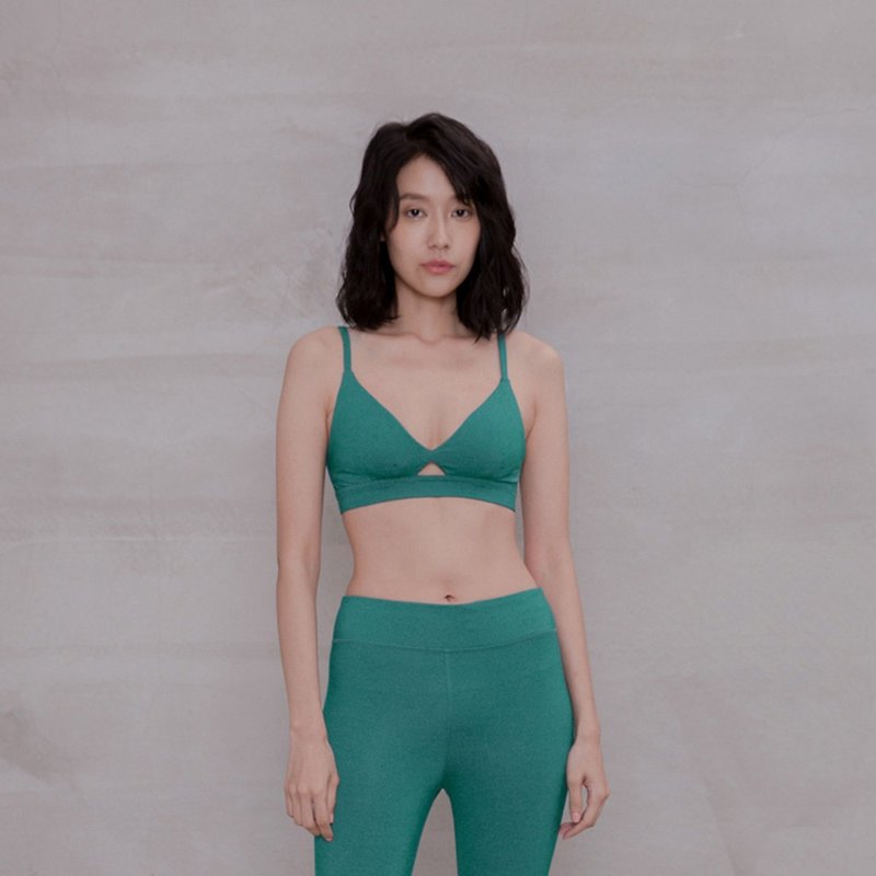 Actress Dancing Cross Underwear Love Me Tender Soft Bra - Women's Sportswear Tops - Polyester Multicolor