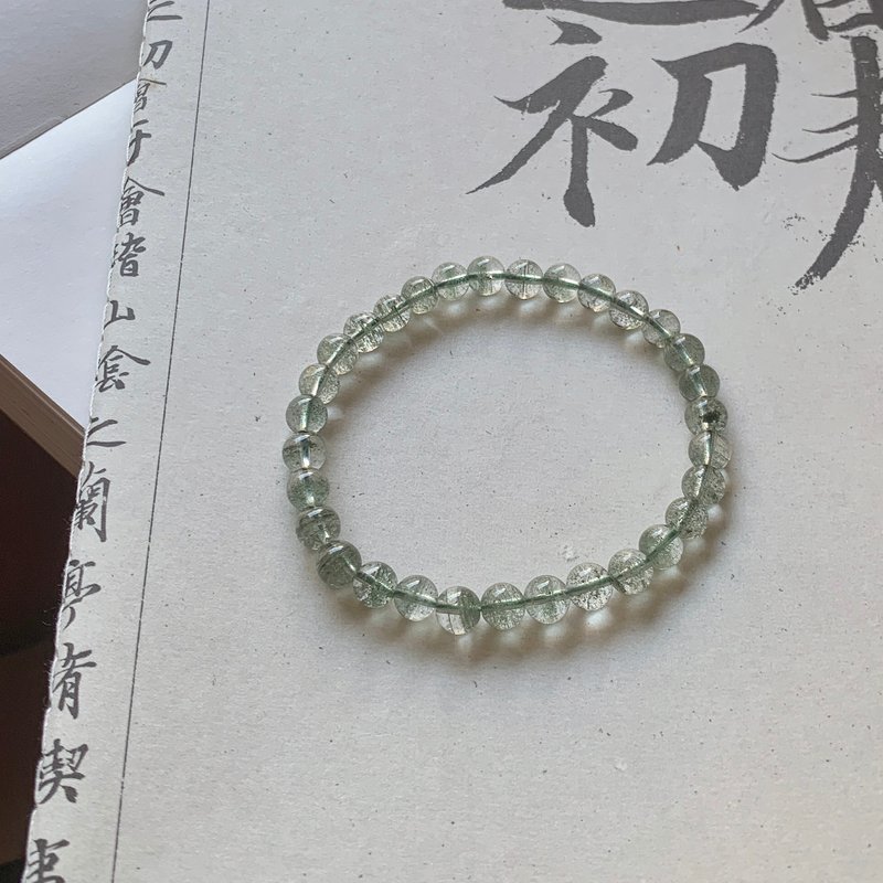 蕪綠。天然滿天星綠幽靈6mm手鏈 納福斂財平安水晶飾品禮物手串 - 手鍊/手環 - 水晶 綠色