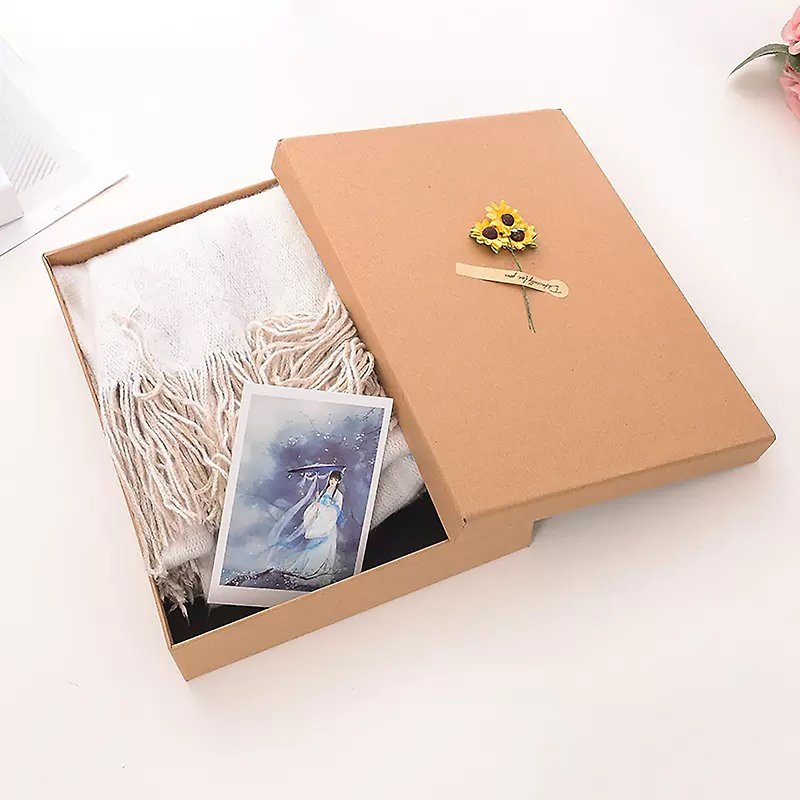 Plus purchase area commodity gift box packaging | kraft paper square gift box packaging box with handbag - กล่องของขวัญ - กระดาษ 