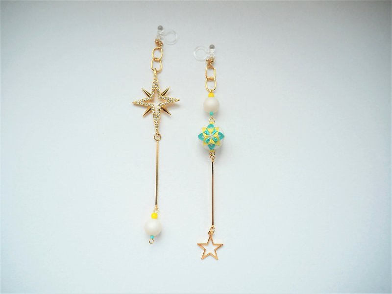 tachibanaya Blue Star Japanese TEMARI Asymmetrical earrings Japanese Traditional Crafts Temari Ball Embroidery Earrings - ต่างหู - งานปัก สีน้ำเงิน
