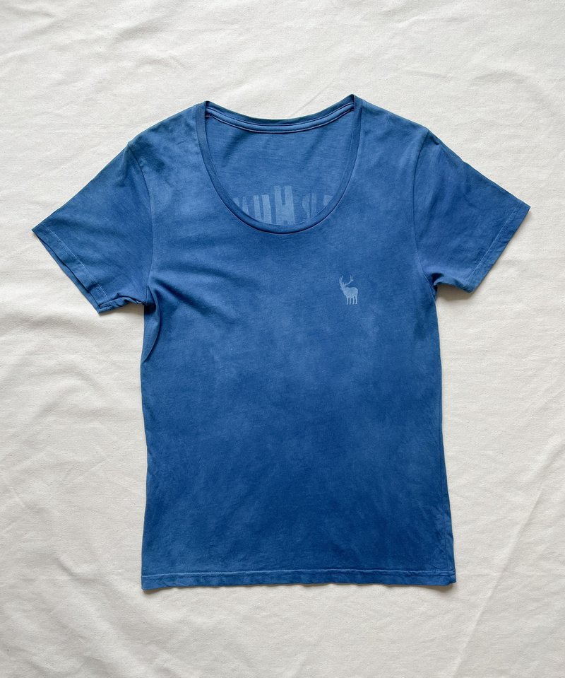 棉．麻 中性衛衣/T 恤 藍色 - Deer Beer Hunter U neck TEE Indigo dyed Aizen organic cotton