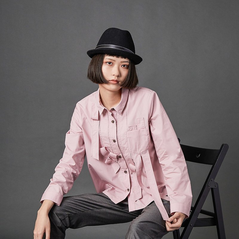 Melodious three-dimensional embossed long belt cardigan shirt - Women's Shirts - Cotton & Hemp Pink
