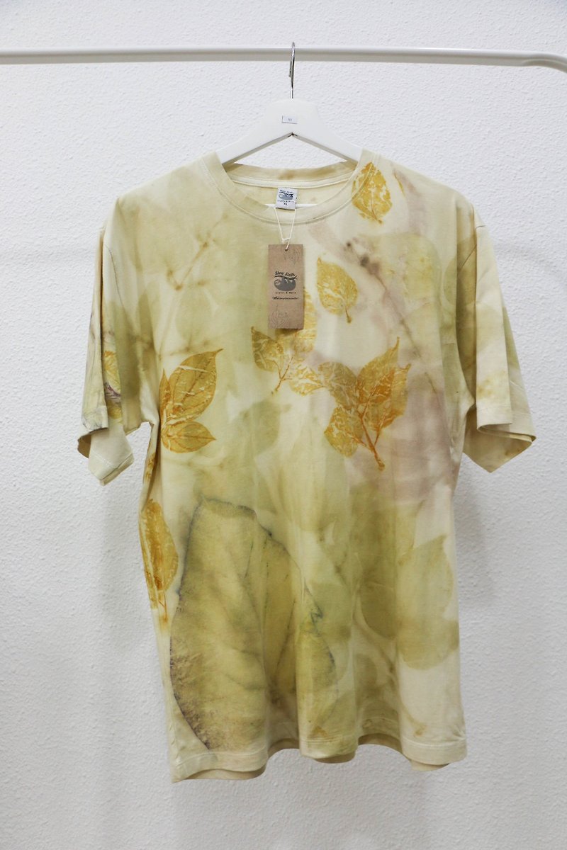 short sleeve t-shirt natural leaf pattern eco printing. - T 恤 - 棉．麻 