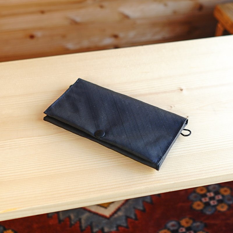 Black・Flat Long Wallet/Ultra-lightweight and thin long wallet・Mini wallet・Sleek bag・slowhike - กระเป๋าสตางค์ - ไนลอน สีดำ