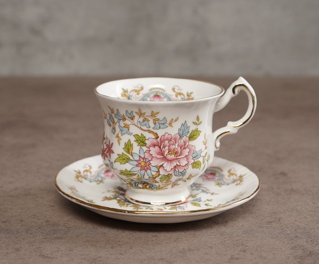 Exclusive Fine Bone China Tea Set  Mandarin Oriental Hotel Collection