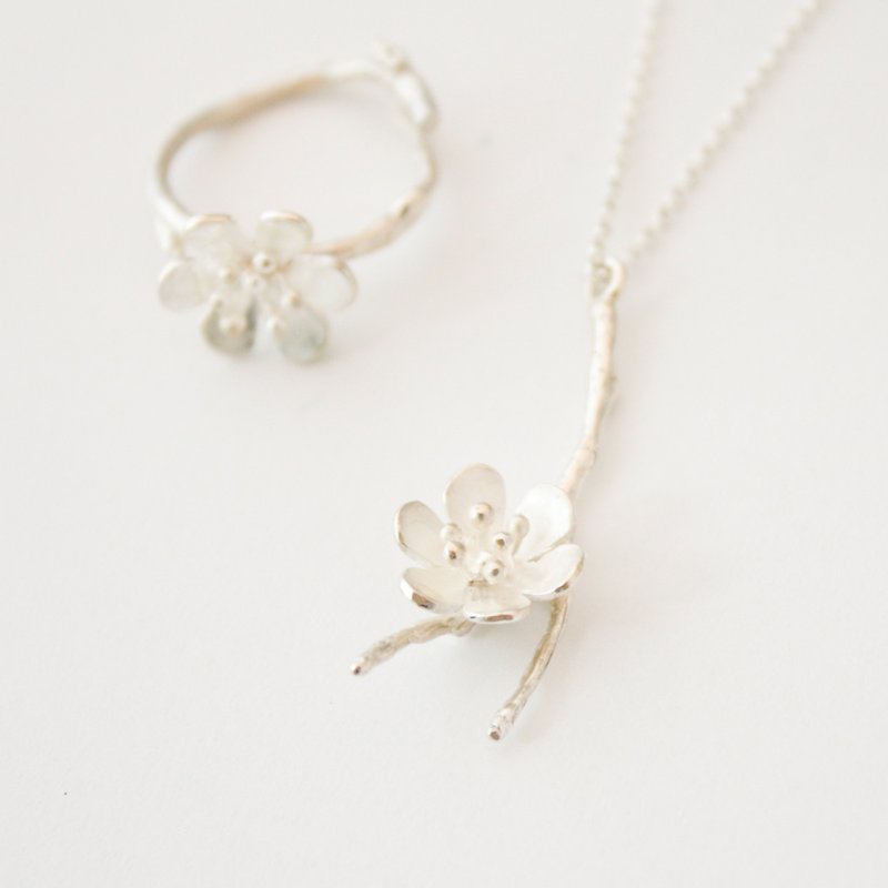 Cooperation | branches 桠 flower sterling silver necklace + ring - Necklaces - Other Metals 
