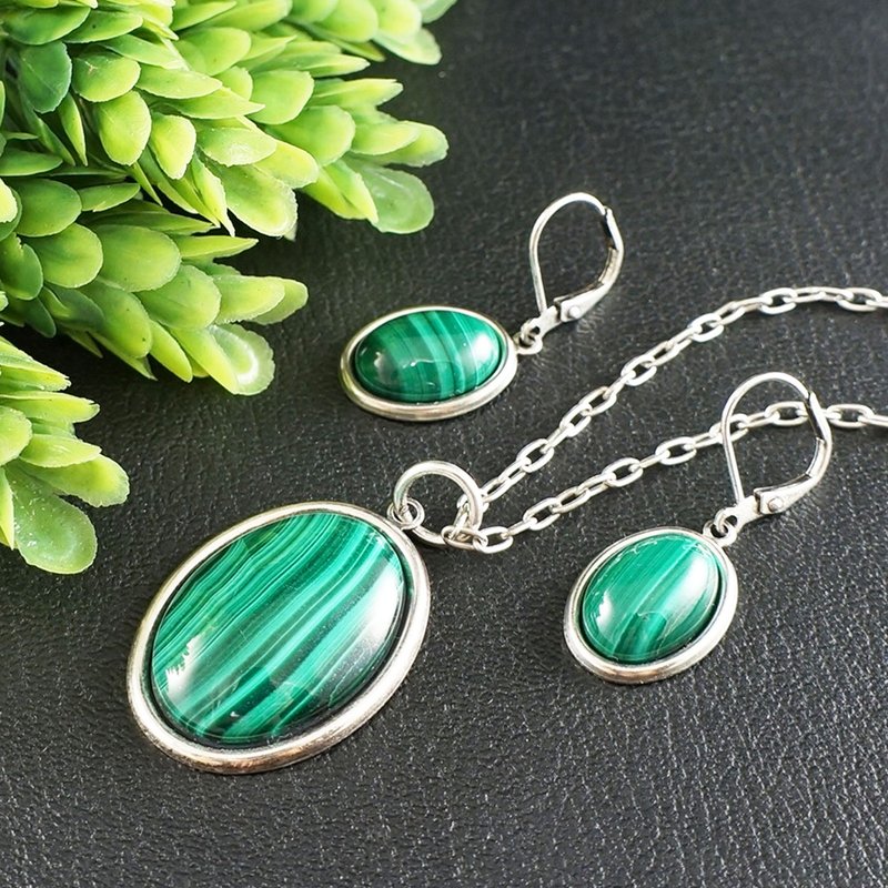Malachite Necklace and Earrings Green Stone Unique Gemstone Minimal Jewelry Set - 項鍊 - 半寶石 綠色
