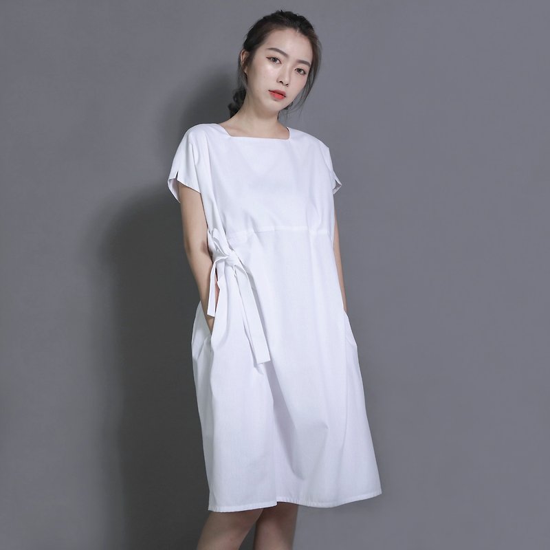 Twilight Twilight Bandage Dress_7SF023_White Stripe - ชุดเดรส - ผ้าฝ้าย/ผ้าลินิน ขาว