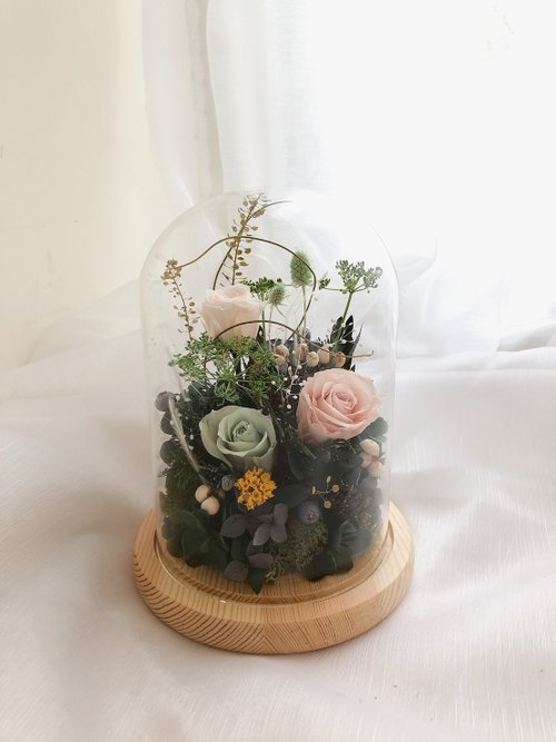 Leisure-r閒暇人‧花藝設計 小夜燈 小圓球 生日禮物 情人節 母親節禮物 乾燥花 永生花玻璃罩
