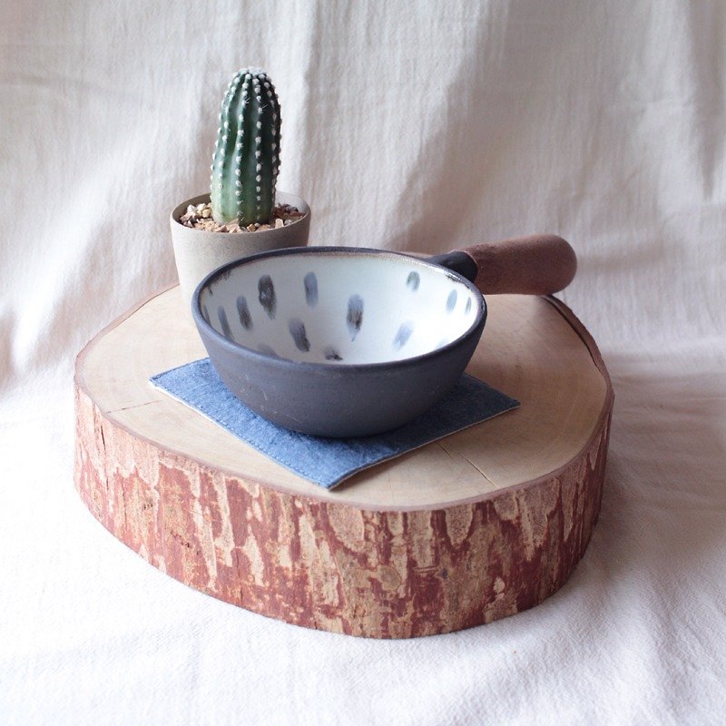 ceramic bowl - 花瓶/陶器 - 陶 白色