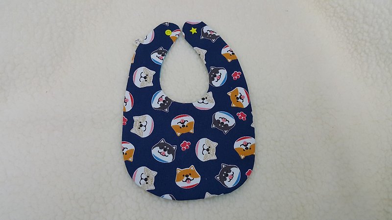Laughing smile, Shiba Inu, rice bag, baby bib / saliva towel - Bibs - Cotton & Hemp Multicolor