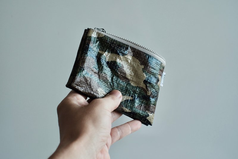 [mini wallet] CAMO 3 compartments ultra-lightweight water-repellent polyethylene mini wallet - กระเป๋าสตางค์ - ไฟเบอร์อื่นๆ หลากหลายสี