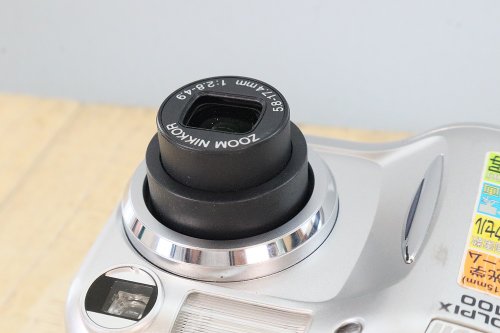 デジカメ NIKON COOLPIX 3100 付属品付き 完動品】 Nikon coolpix 3100 コンパクトデジタルカメラ S/N