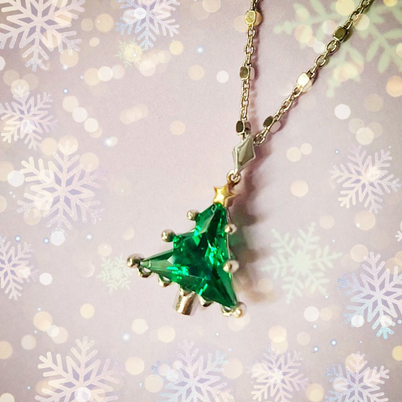 Christmas Tree Crystal 18KGP Silver Pendant with Sparkling Beads Necklace - สร้อยคอ - เครื่องประดับพลอย สีเขียว