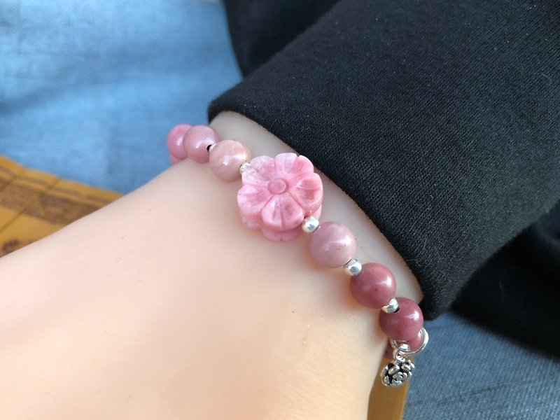 Rosette bracelet - Bracelets - Gemstone Pink