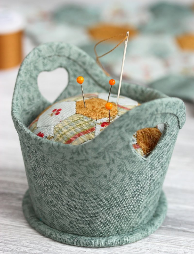 PDF Basket with Hexagons Pincushion Sewing Pattern - 手工藝教學/工具書 - 其他材質 