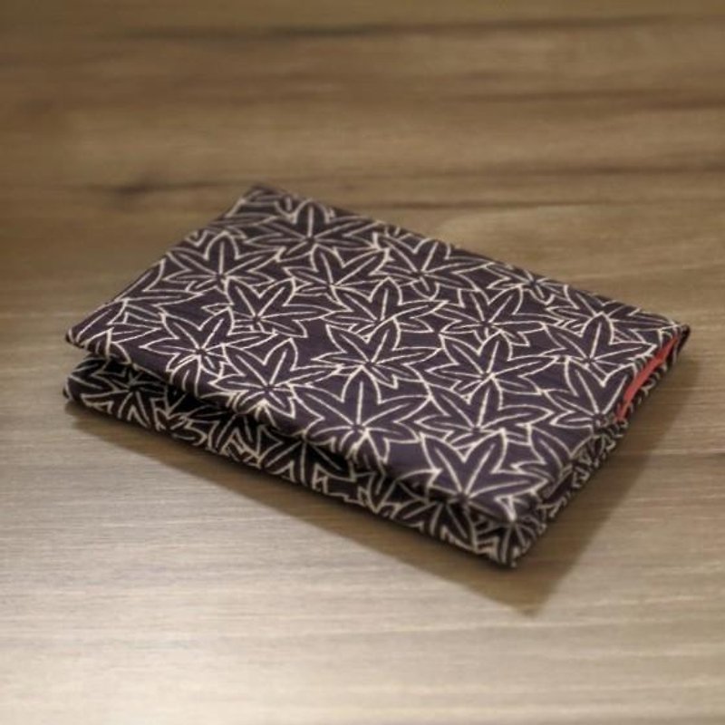 舞う紅葉×浅緋色　きものカードケース - 卡片套/卡片盒 - 棉．麻 紫色