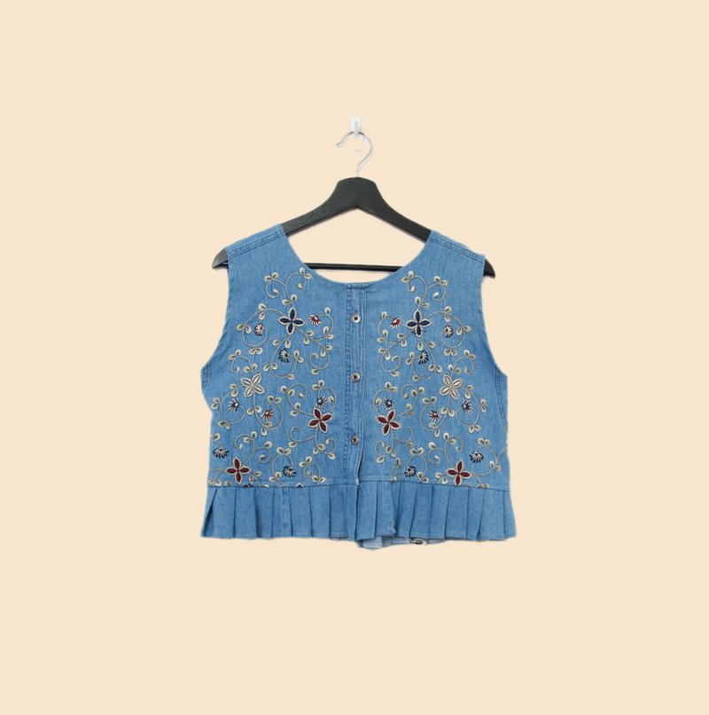 Back to Green-丹寧刺繡背心 對稱 滿版藤蔓 dv-31//vintage vest - 背心/無袖上衣 - 棉．麻 