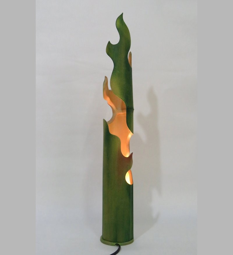 Fire Dragon - Slowly crafted Meng Zongzhu E12 art table lamp/standing lamp - Lighting - Bamboo Green