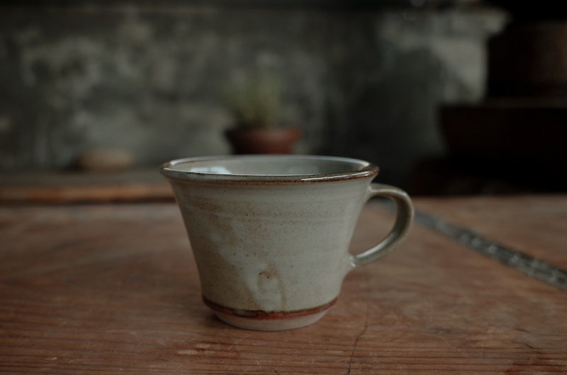Coffee cup l Yanqing series simple painted iron coffee cup - แก้วมัค/แก้วกาแฟ - ดินเผา สีนำ้ตาล