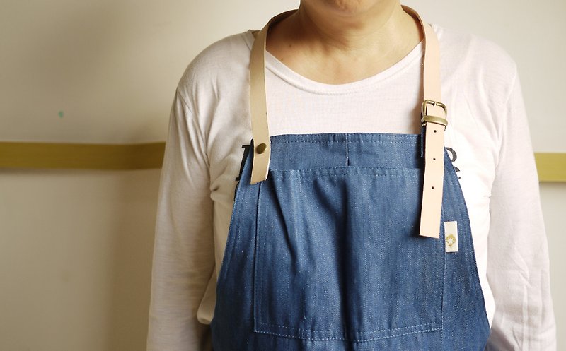 Work apron plus purchase leather shoulder strap / neck strap - Aprons - Genuine Leather 