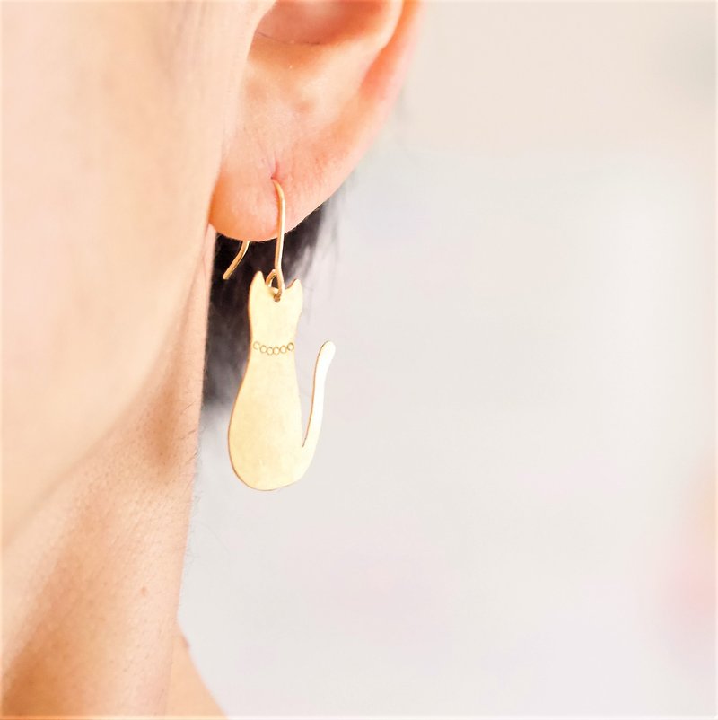 Stylish CAT earrings material brass - Earrings & Clip-ons - Copper & Brass Gold