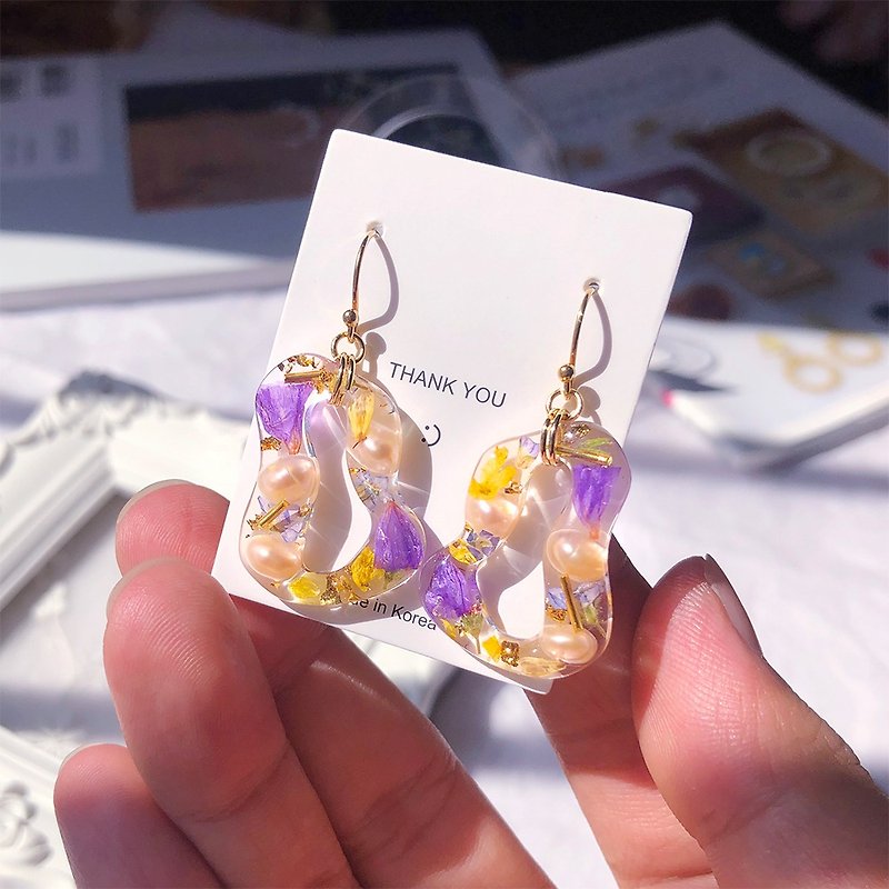 【茜作 / Xi Zuo 】 Handmade customized dry flower earrings, earrings, and ear clips - Earrings & Clip-ons - Plants & Flowers Purple