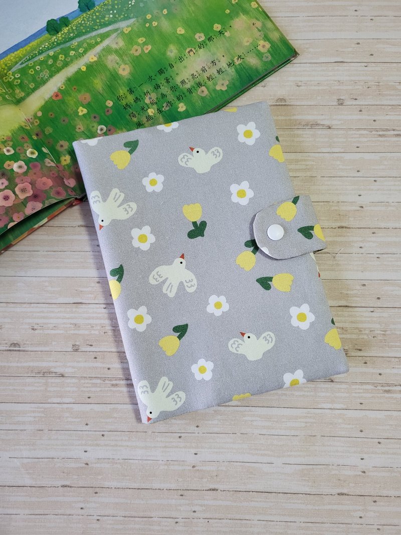 White bird and yellow flower embroidered characters need to be purchased at the store baby manual set, children's manual set, mother's manual set - ของขวัญวันครบรอบ - ผ้าฝ้าย/ผ้าลินิน สีส้ม