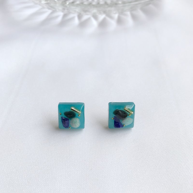 Square. Natural obsidian lapis lazuli Tianhe stone hand-made ear earrings anti-allergic ear acupuncture square - ต่างหู - คริสตัล สีน้ำเงิน
