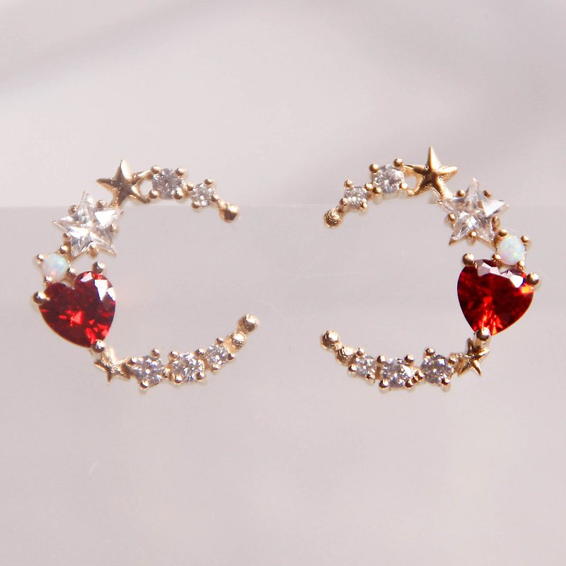 Opal Red Heart Moon Stud Earrings-Walk by the Sea - ต่างหู - โรสโกลด์ สีทอง