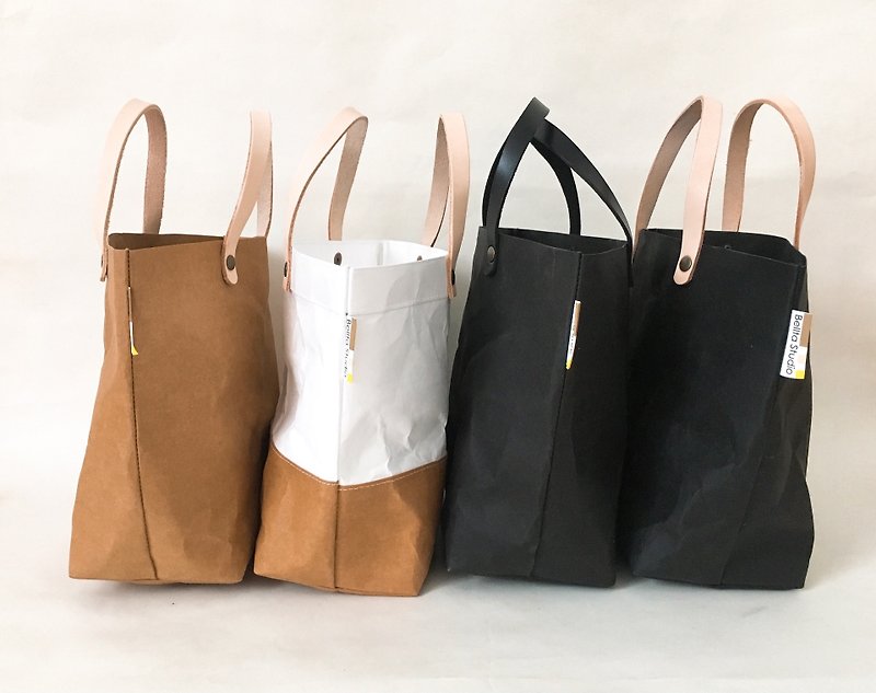 スモールバッグ：タイベックとクラフト紙袋 - トート・ハンドバッグ - 紙 ブラック