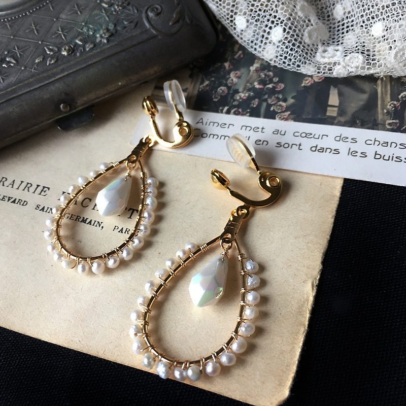 14kgf Freshwater Keshi Pearl and Vintage Bead Drop Earrings OR Brass Painless Ear Clip - ต่างหู - เครื่องเพชรพลอย ขาว