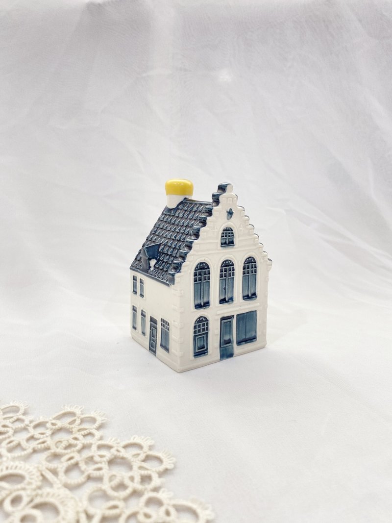 【好日戀物】荷蘭KLM皇家航空代爾夫特藍陶小屋 #49 - 擺飾/家飾品 - 陶 白色
