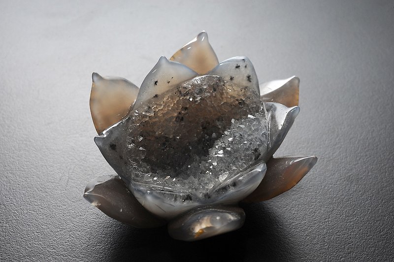 Agate lotus cornucopia ore/crystal/spiritual practice/luck luck/lucky/avoid evil/blood circulation 2 - Items for Display - Semi-Precious Stones 