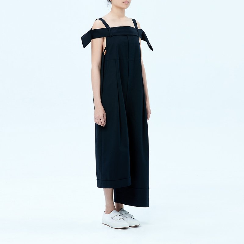 Black Adjustable Cotton Jumpsuit - จัมพ์สูท - ผ้าฝ้าย/ผ้าลินิน สีดำ