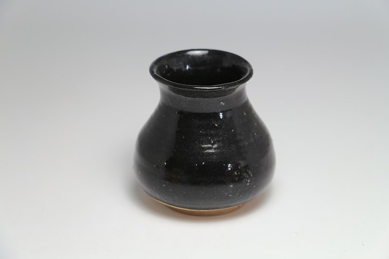 [Limited] silver little black pottery--handmade--hand made--casting--Glazed - Clay