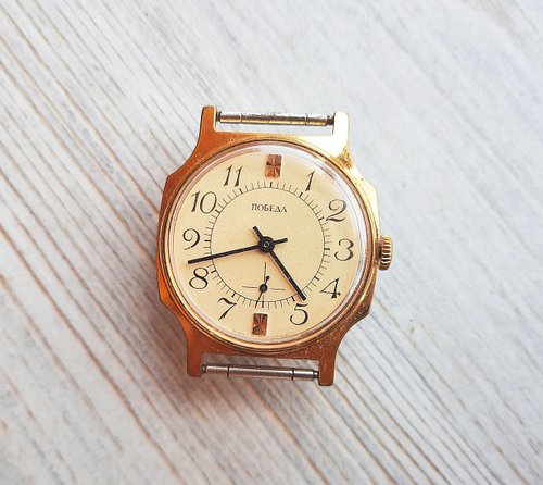 RetroRussia Gold plated vintage mens wrist watch Pobeda - wind up Soviet mechanical watch