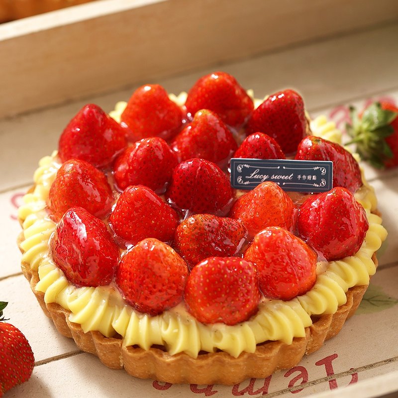 【LS Handmade Dessert】French Strawberry Custard (6 inches) - เค้กและของหวาน - วัสดุอื่นๆ 