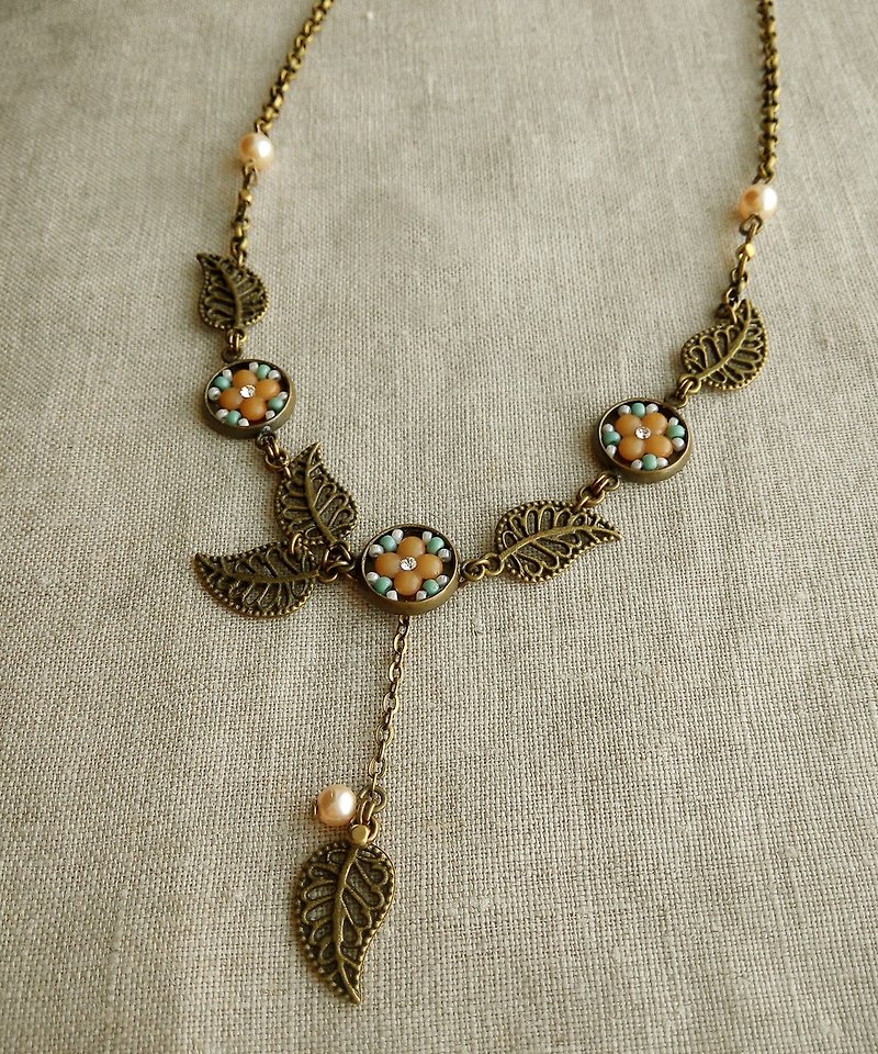 Deco tiles necklace MAJOLICA orange mosaic vintage style nature leaf flower  - สร้อยคอ - โลหะ สีส้ม