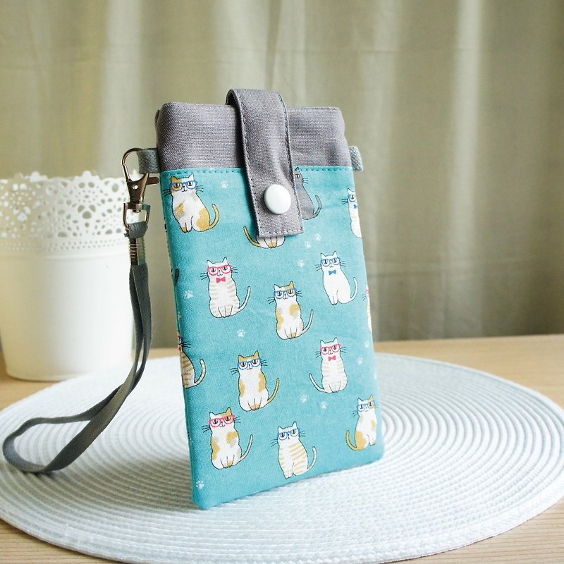 Lovely Japanese cloth[Glass cat front buckle cell phone bag, cell phone bag] 6.5 inch mobile phone can be used E - เคส/ซองมือถือ - ผ้าฝ้าย/ผ้าลินิน สีเขียว