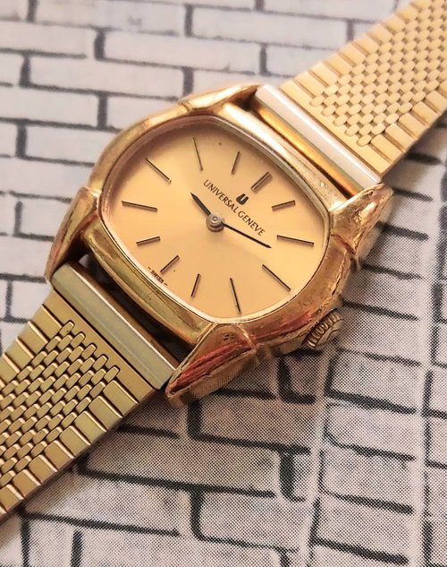 昨日好物 • yesterday nicethings 圓弧金色 老瑞士 Universal Geneve 金色 自動上鍊 女用古董手錶