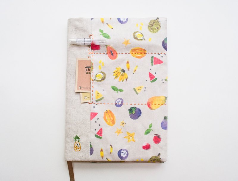 Tropical fruits Pineapple - adjustable A5 fabric bookcover - 書衣/書套 - 棉．麻 多色