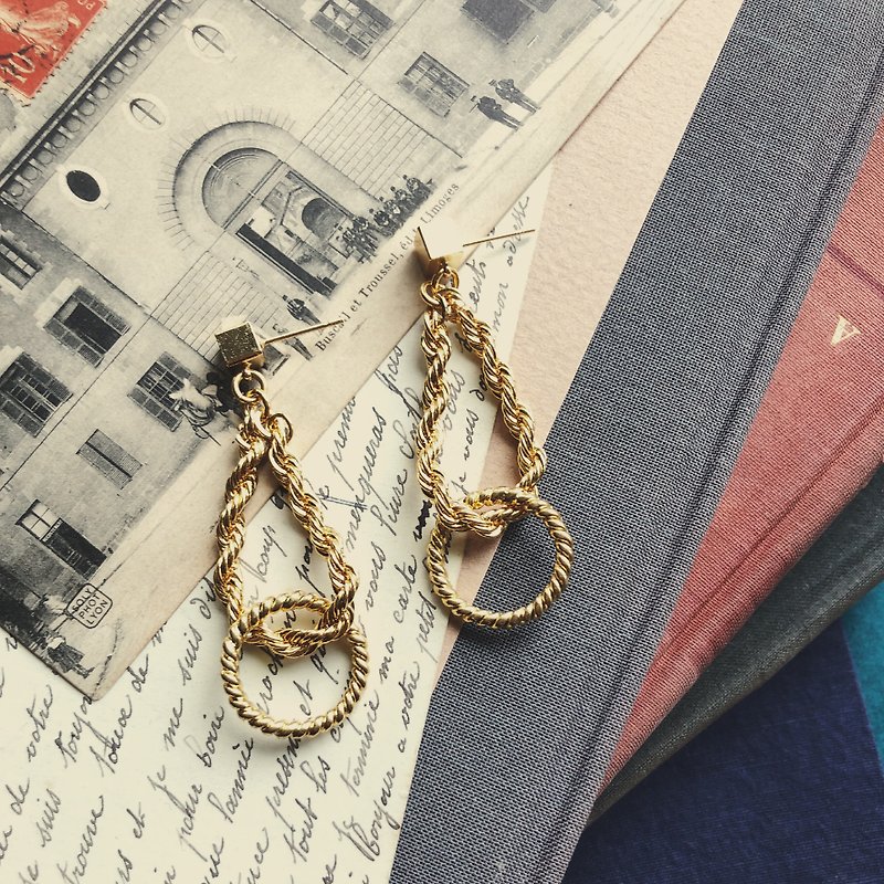 古董麻花鏈耳環 - 耳環/耳夾 - 銅/黃銅 金色