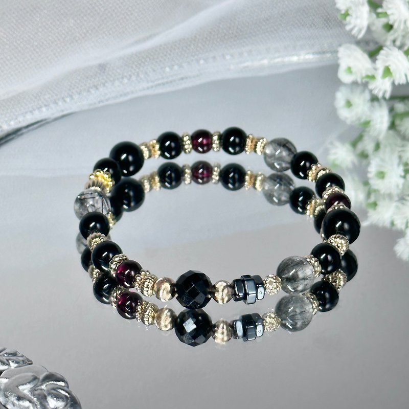 Queen of Wands crystal design bracelet - black tourmaline, black quartz, red Stone, black Stone - Bracelets - Crystal Black