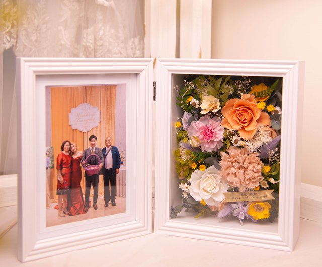 Facing the morning light x non-withering dried flower transparent flower  frame - Shop sumi-road Picture Frames - Pinkoi