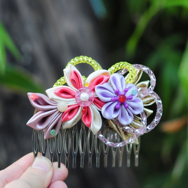 手作 布花 髮詹 和風 髮式 藝妓 花傀 緞帶 髮叉 浴衣 不撞款 花 - 髮夾/髮圈 - 尼龍 多色