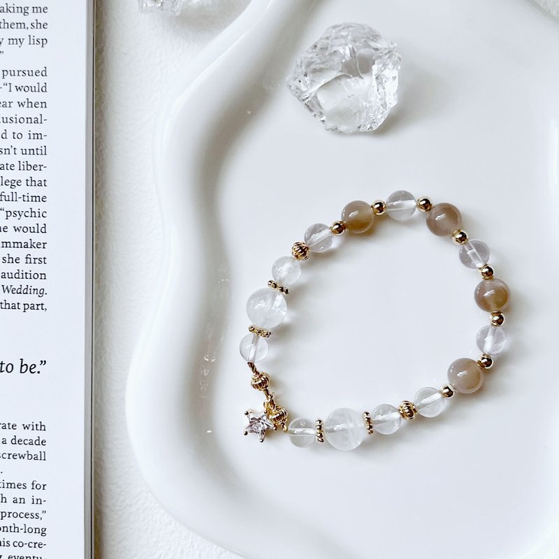 【Meet the Noble One】White Ghost Crystal Bracelet - Bracelets - Crystal Gold