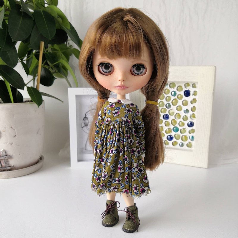Green dress with flowers for Blythe doll. Clothes Blythe doll - 公仔/玩偶 - 棉．麻 