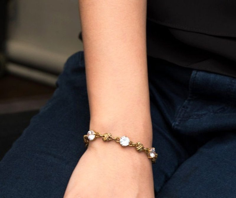 Handcrafted jewelry - diamond bracelet zircon small round brass chain - Bracelets - Gemstone Purple