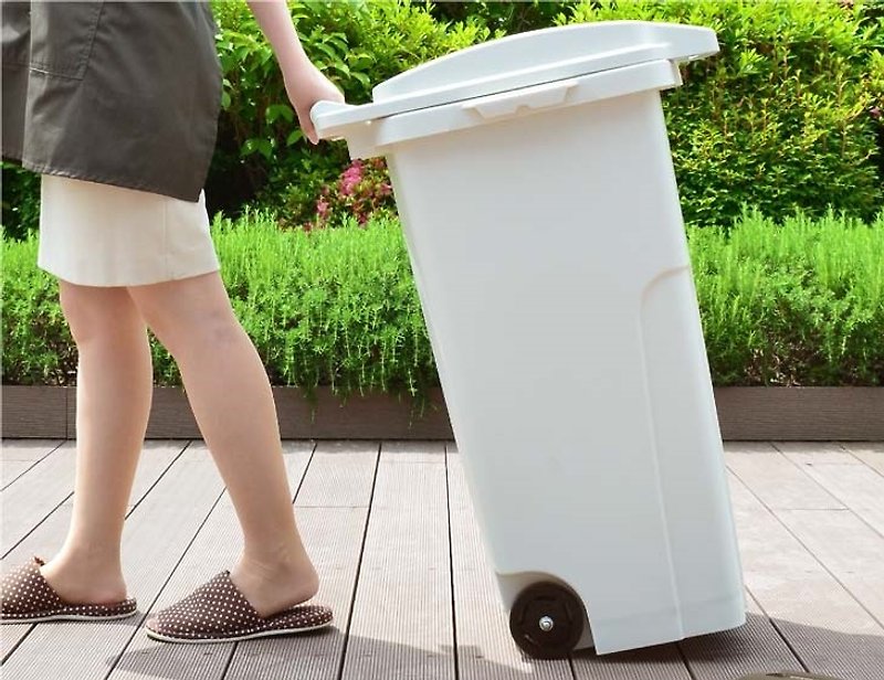 Japan RISU GREEN Outdoor Functional Linked Large Capacity Trash Can 90L - ถังขยะ - พลาสติก 